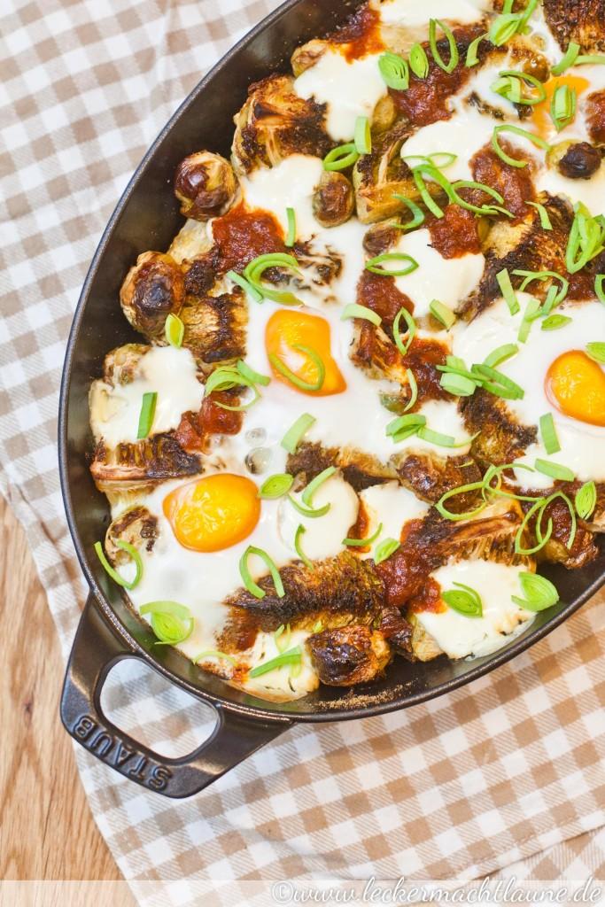 Rezeptbild: Röstgemüse mit BBQ-Sauce und Ei