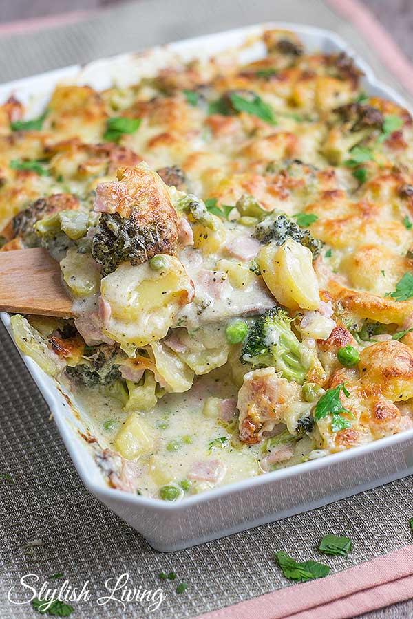 Rezeptbild: Kartoffel-Brokkoli-Auflauf mit Schinken und Käse