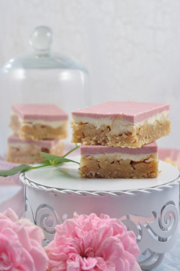 Rezeptbild: Knusprige Macadamia-Schnitten