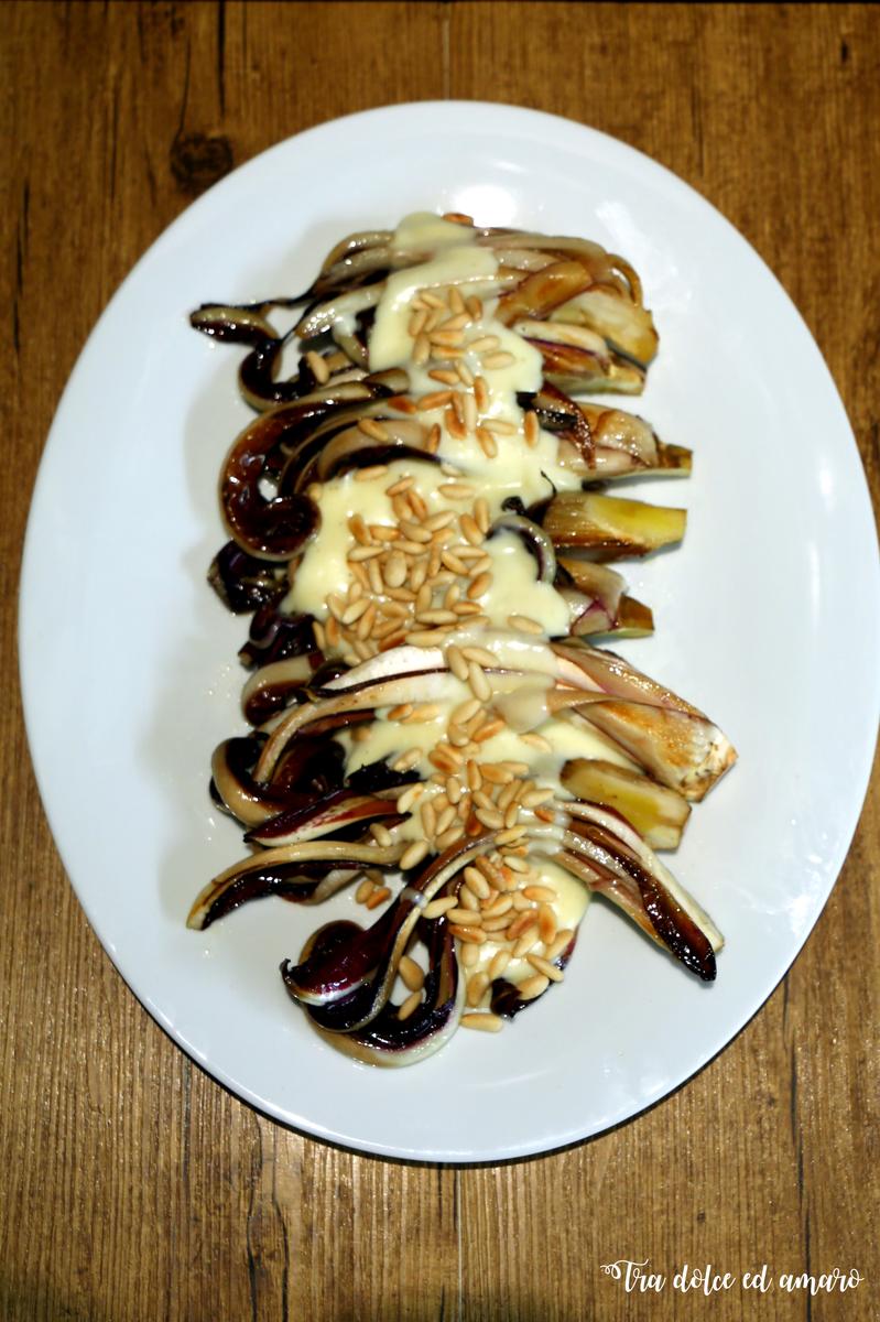 Rezeptbild: Radicchio tardivo con fonduta di Montasio