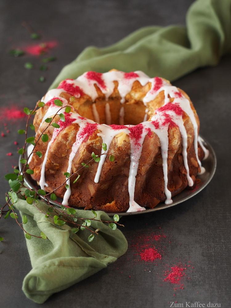 Rezeptbild: Himbeer-Marmorkuchen mit Buttermilc