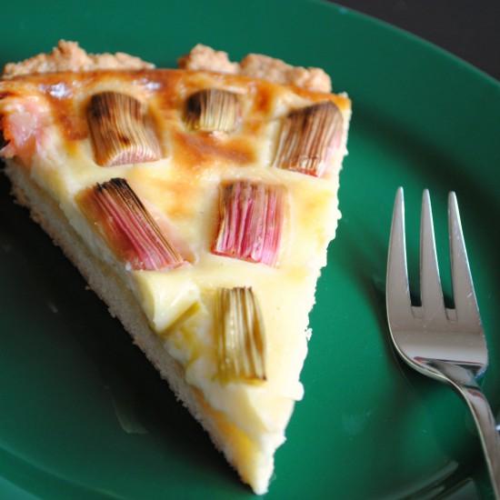 Rezeptbild: Rhabarber-Pudding-Tarte