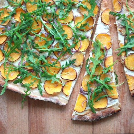 Rezeptbild: Süsskartoffel-Pizza mit Rucola