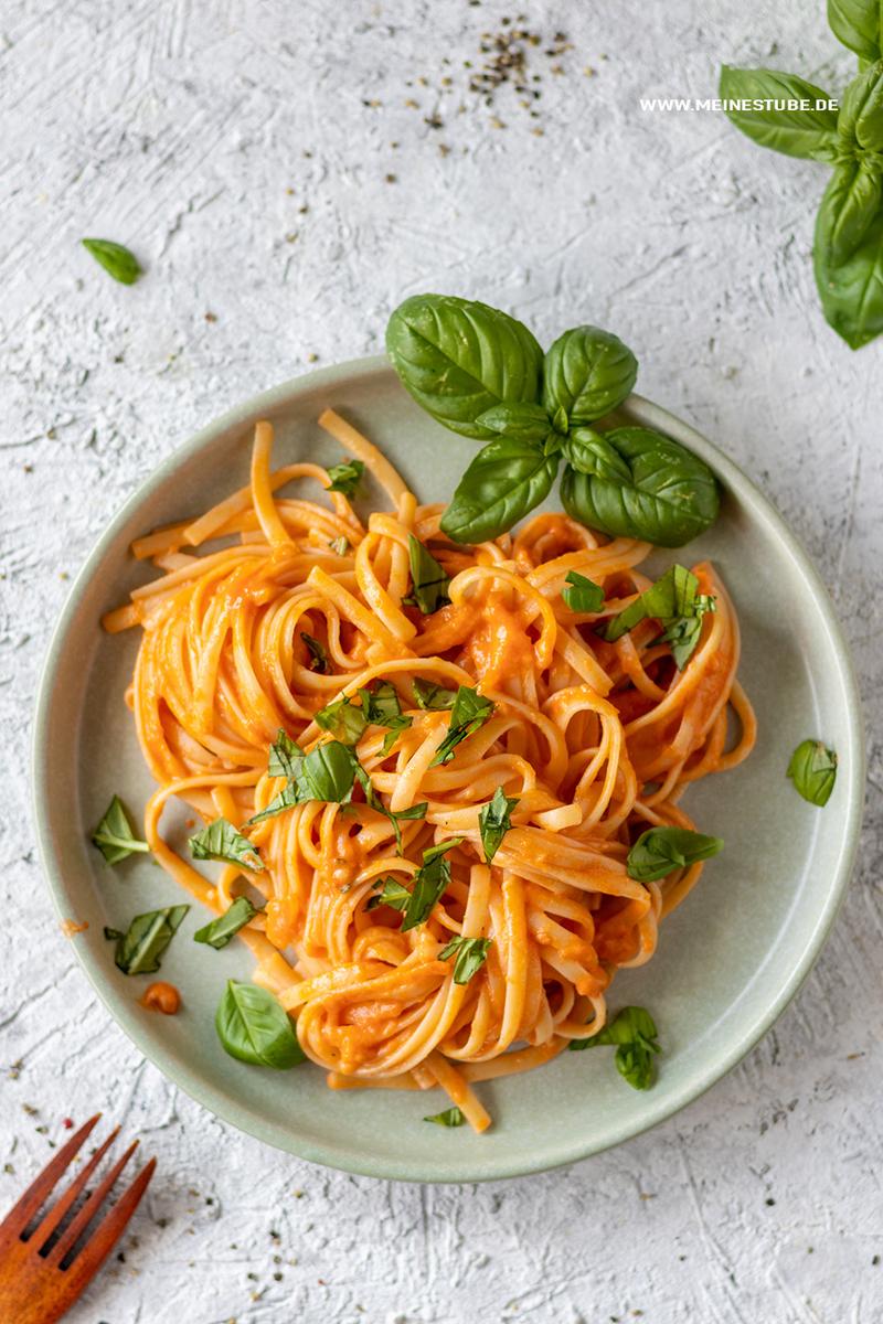 Rezeptbild: Pasta mit Tomaten-Parmesansoße