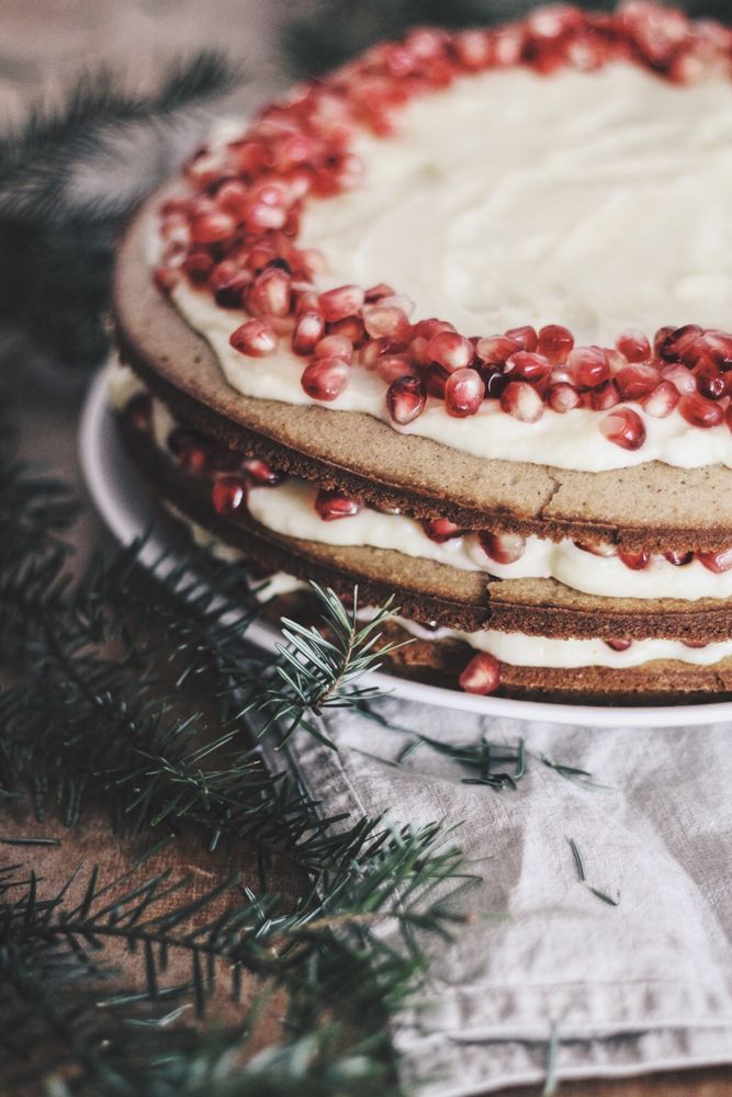 Rezeptbild: Lebkuchen-Granatapfel Törtchen
