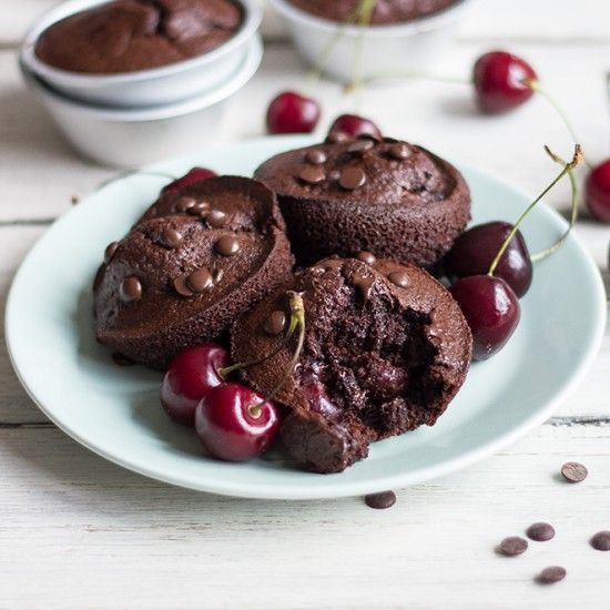 Rezeptbild: Kalorienarme Schoko-Kirsch-Muffins