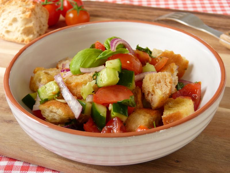 Rezeptbild: Panzanella - Italienischer Brotsalat