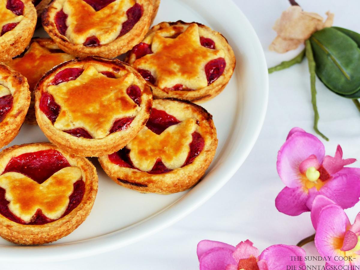 Rezeptbild: Mini Erdbeer Torteletts