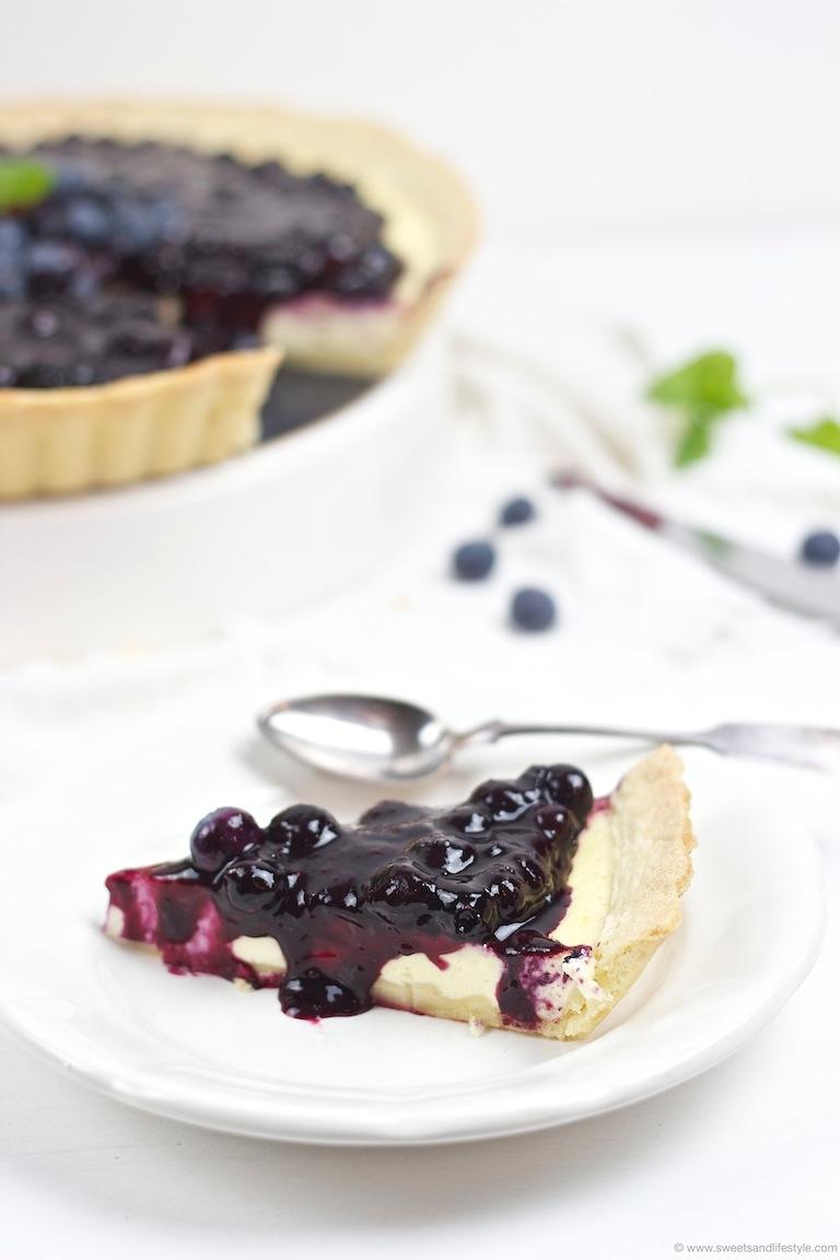 Rezeptbild: Cheesecake Tarte mit Heidelbeeren