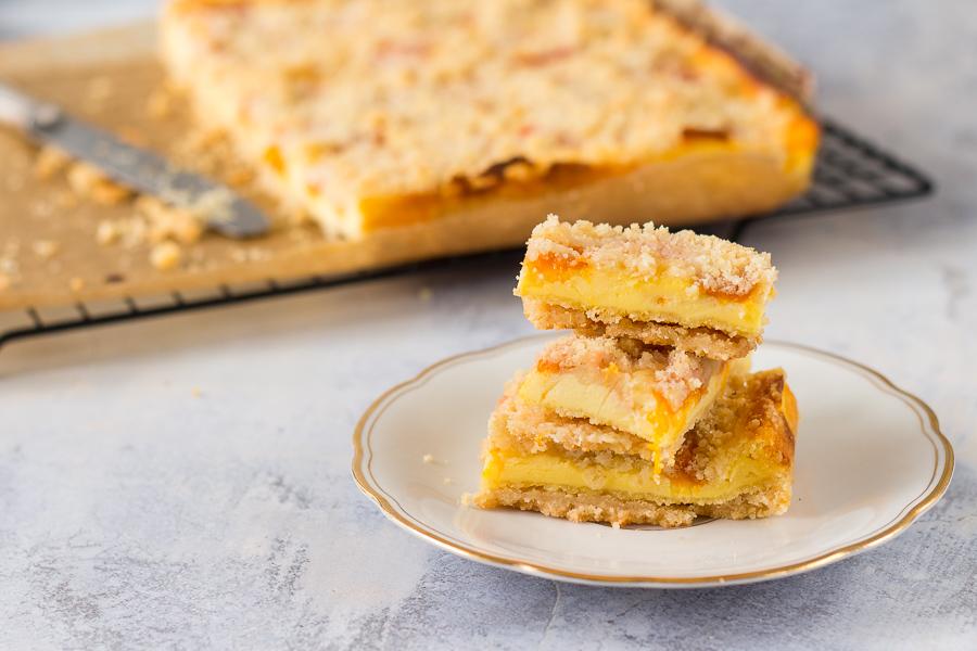 Rezeptbild: Aprikosen-Streuselkuchen