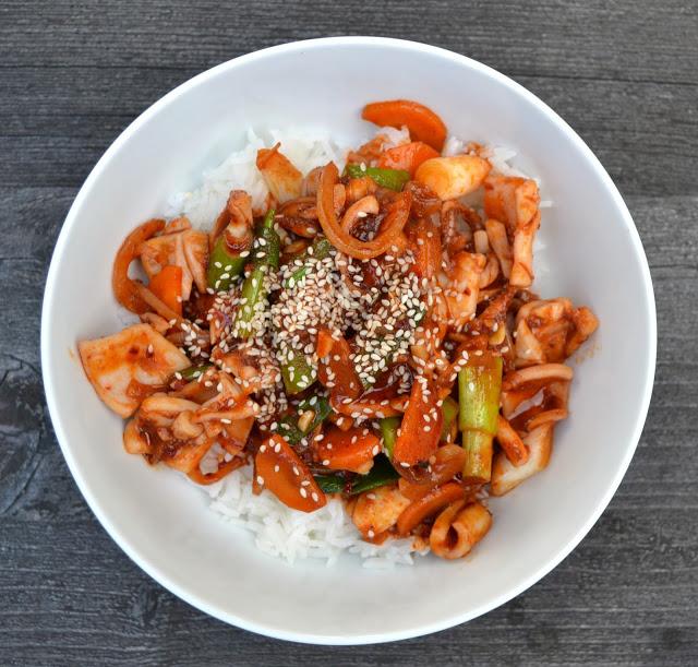 Rezeptbild: Pfannengerührter Kalmar - Ojingeo Bokeeum