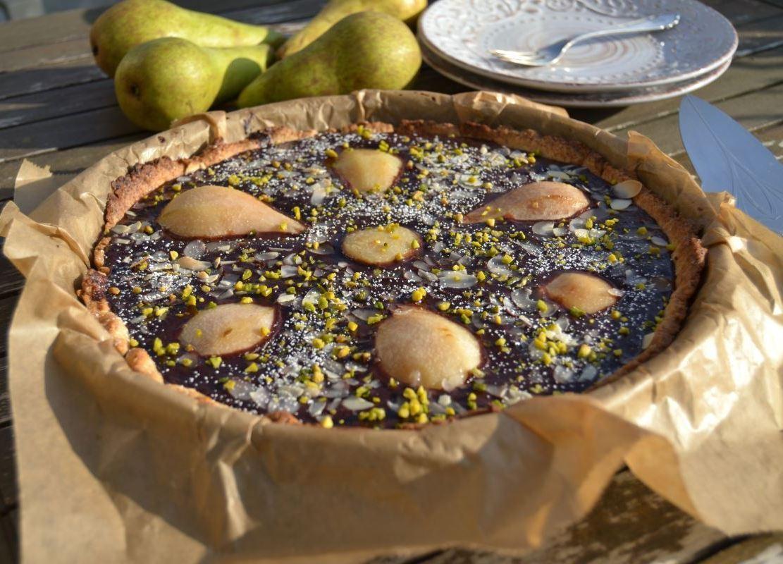 Rezeptbild: Birnen-Schokoladentarte mit Mandeln 