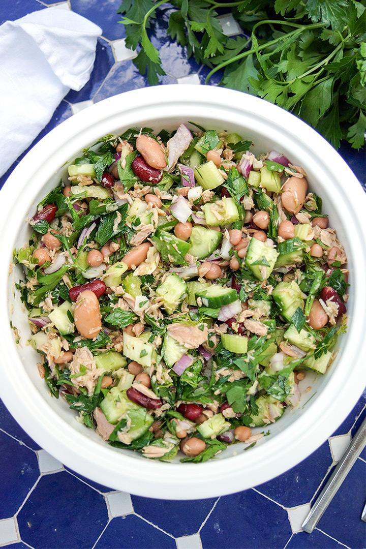 Rezeptbild: Gemischter Bohnensalat mit Thunfisch mediterrane Art