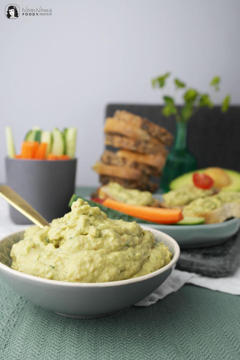 Rezeptbild: Avocado-Senf-Snackcreme