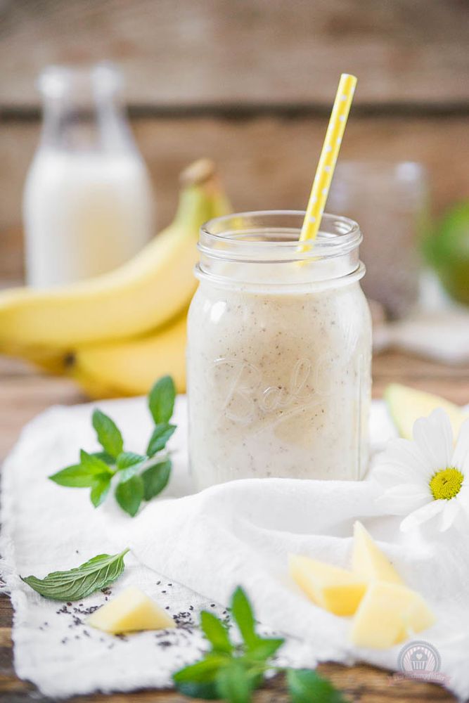 Rezeptbild: Mango-Bananen Smoothie mit Chia-Samen
