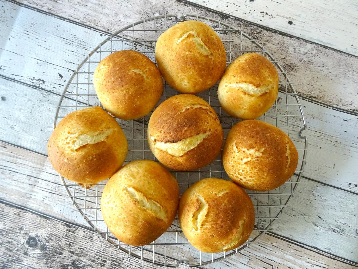 Rezeptbild: Brötchen mit Tiger-Leoparden-Kruste