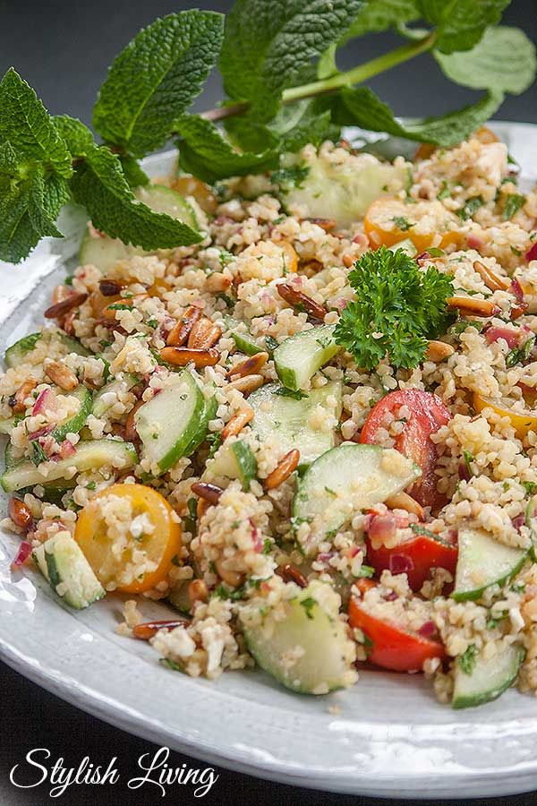 Rezeptbild: Tabouleh mit Feta und Pinienkernen