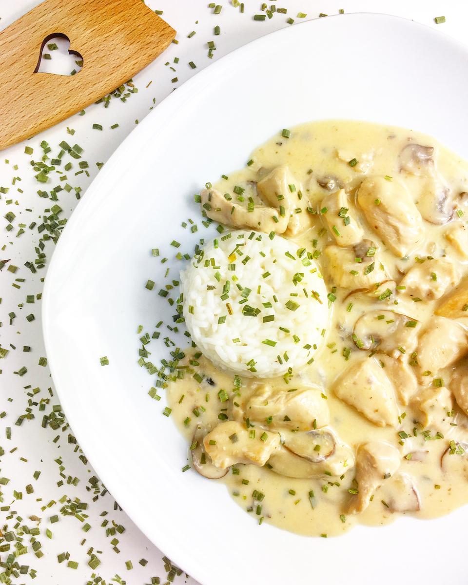 Rezeptbild: Hähnchengeschnetzeltes mit Champignons
