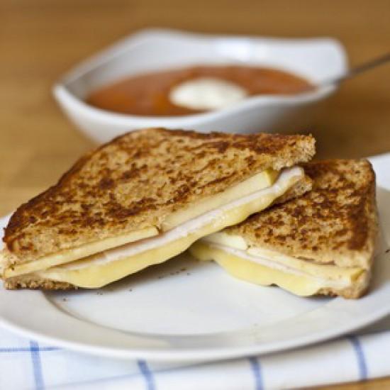Rezeptbild: Pute und Apfel Grilled Cheese