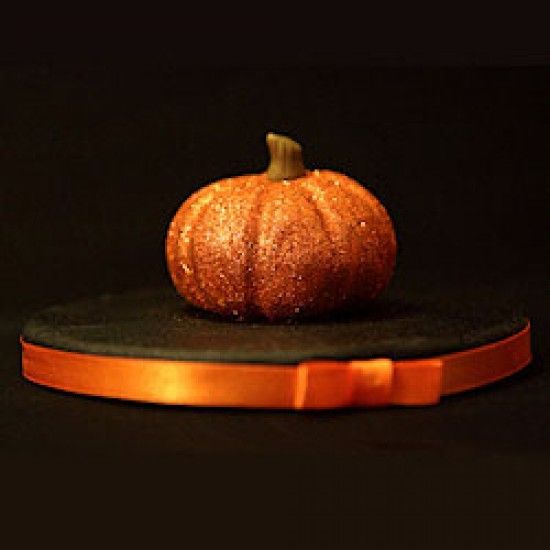 Rezeptbild: Halloween Glitzer Kürbis aus Zucker modelliert