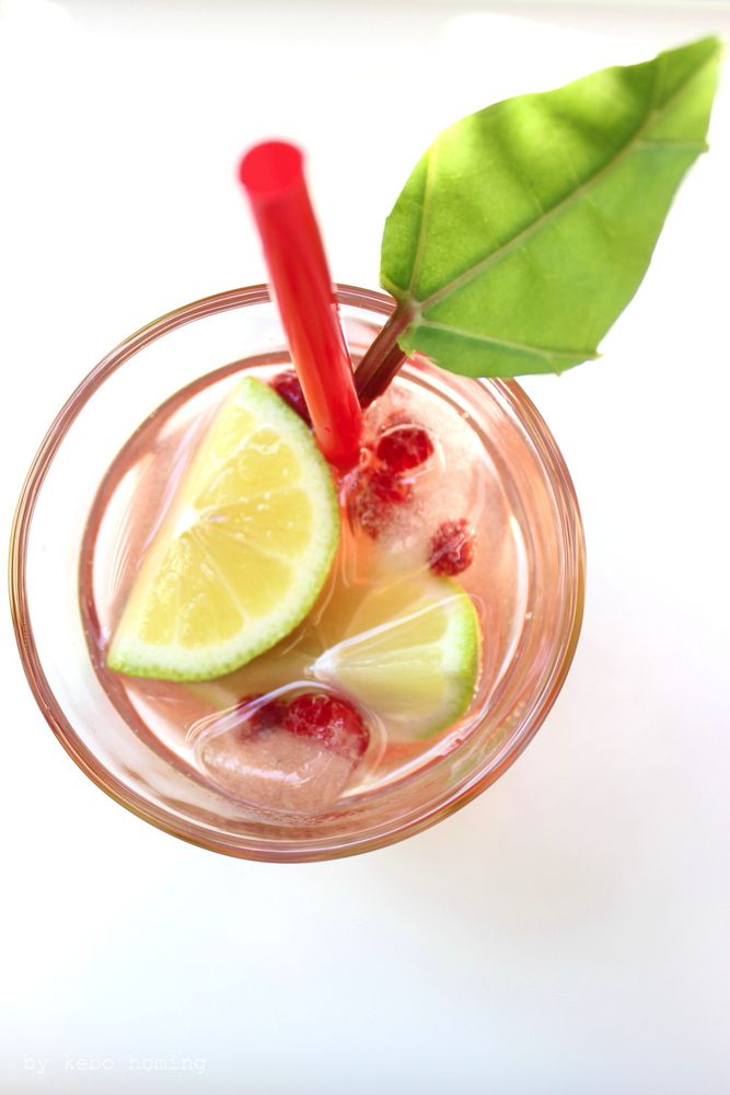 Rezeptbild: Himbeer-Rhabarber-Limetten-Sirup