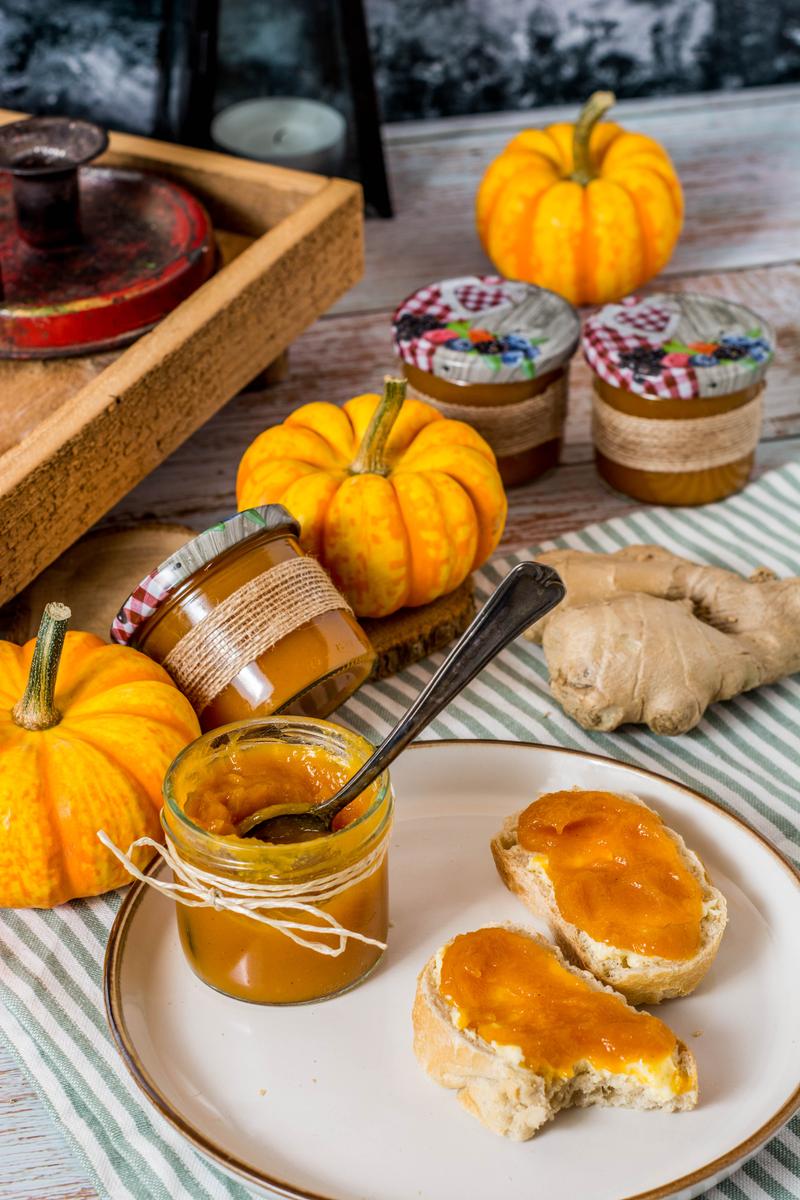 Rezeptbild: Kürbismarmelade mit Orangen, Ingwer und Zimt