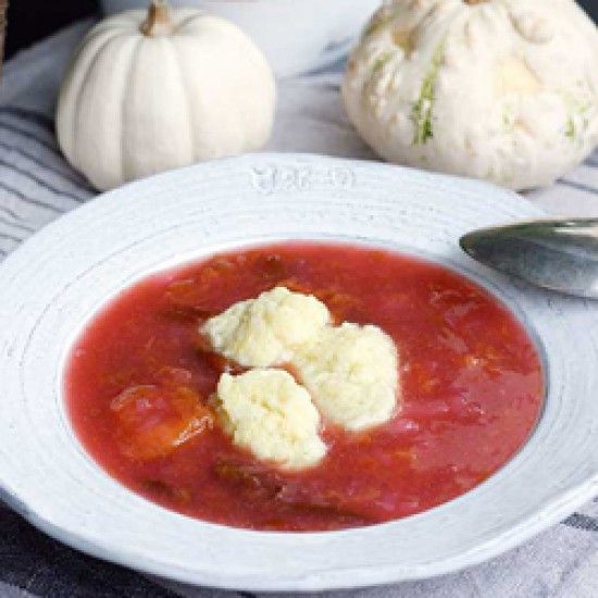 Rezeptbild: Pflaumensuppe mit Grießklößchen
