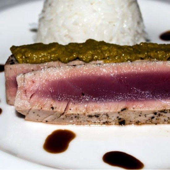 Rezeptbild: Thunfischsteak mit Honig - Wasabi Aufstrich an Jasminreis