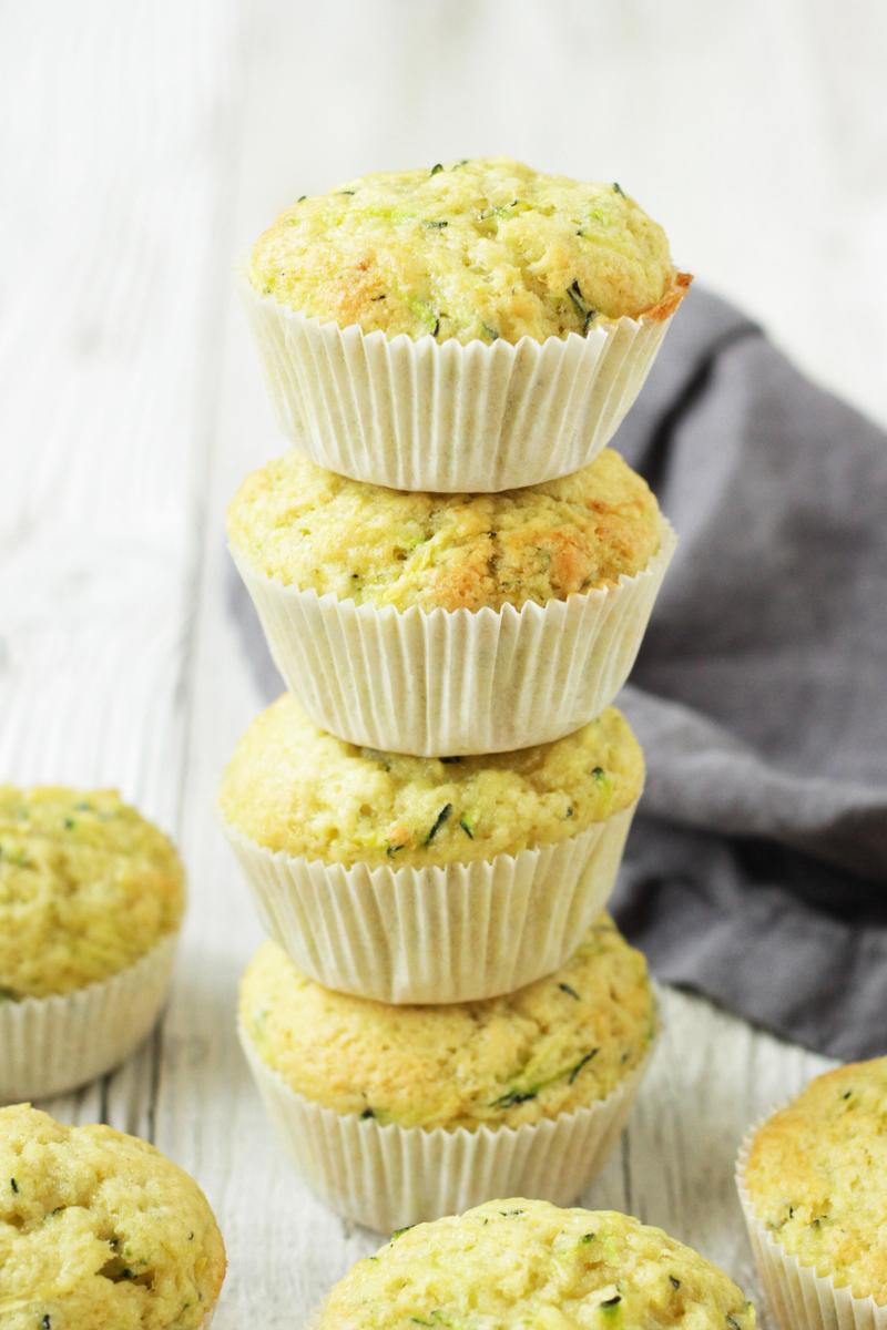 Rezeptbild: Zitronen-Zucchini Muffins