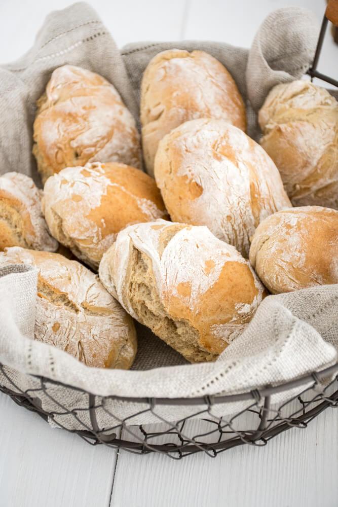 Rezeptbild: Schnelle Dinkel-Brötchen