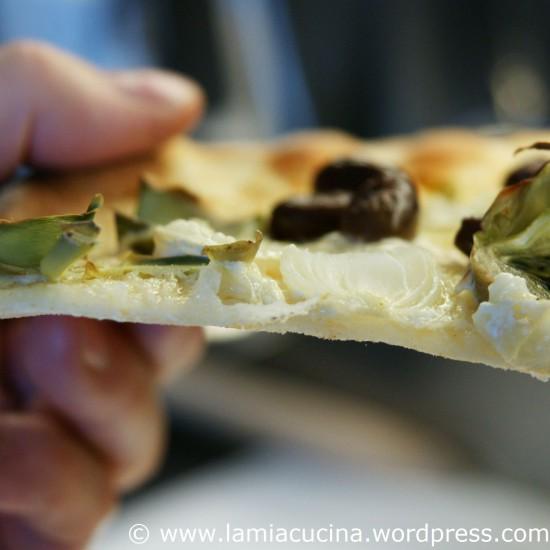 Rezeptbild: Artischocken-Zwiebel-Flammkuchen