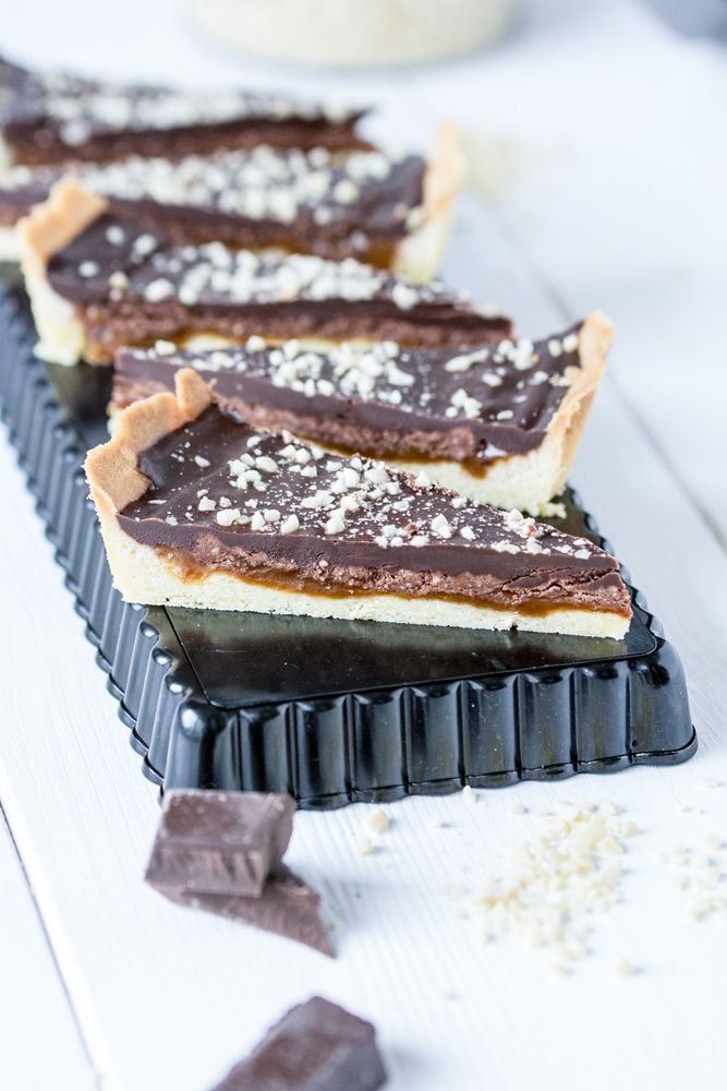 Rezeptbild: Schoko Karamell Tarte mit Nougat-Nuss