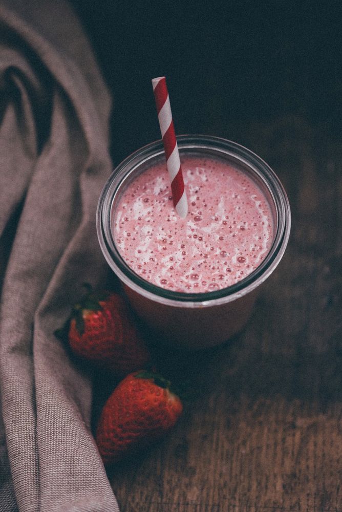 Rezeptbild: Erdbeer-Mandel Shake