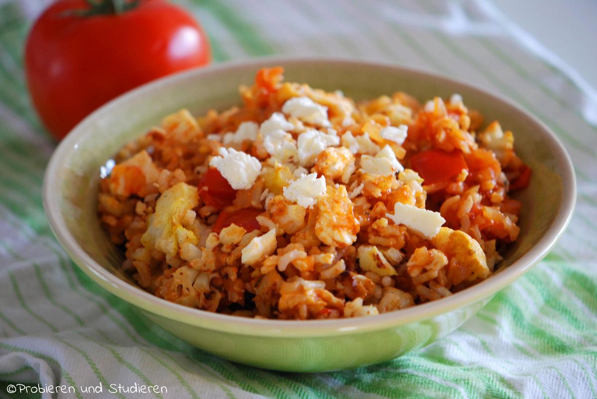 Rezeptbild: Tomatenreis mit ofengerösteten Blumenkohl & Feta