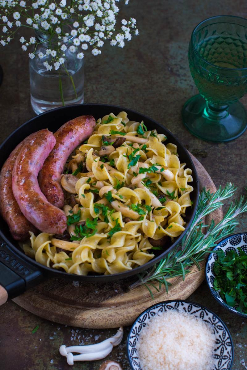 Rezeptbild: Pilzpasta mit würziger Salsiccia