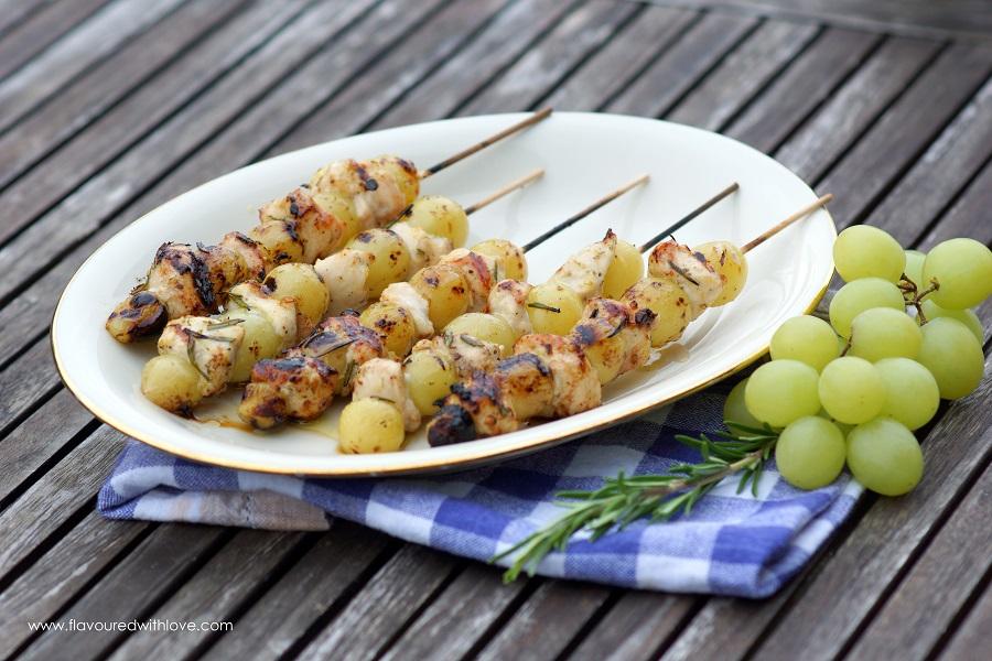 Rezeptbild: Hähnchen-Weintrauben-Spieße