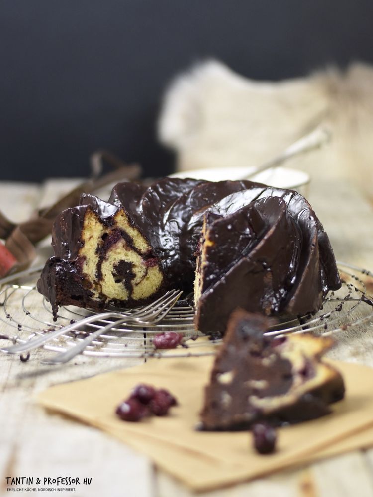 Rezeptbild: KIRSCH-SCHOKO-MARMORKUCHEN