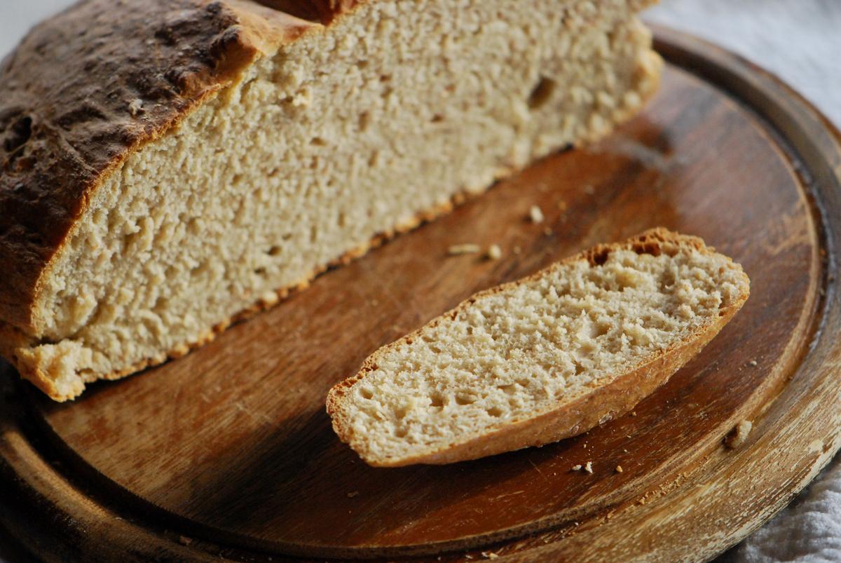Rezeptbild: Irish Soda Bread {Brot ohne Hefe und mit nur 4 Zutaten!}
