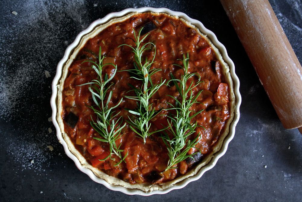 Rezeptbild: Ratatouille-Quiche – zwei französische Klassiker vereint