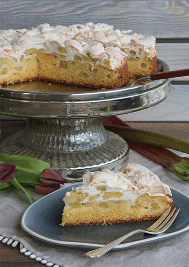 Rezeptbild: Westfälischer Rhabarberkuchen mit Baiser