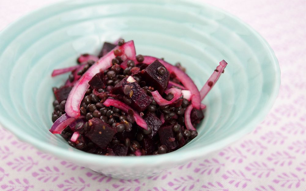 Rezeptbild: Beluga Linsen und Rote Bete mit einem Dressing aus Orange und Kräuter der Provence