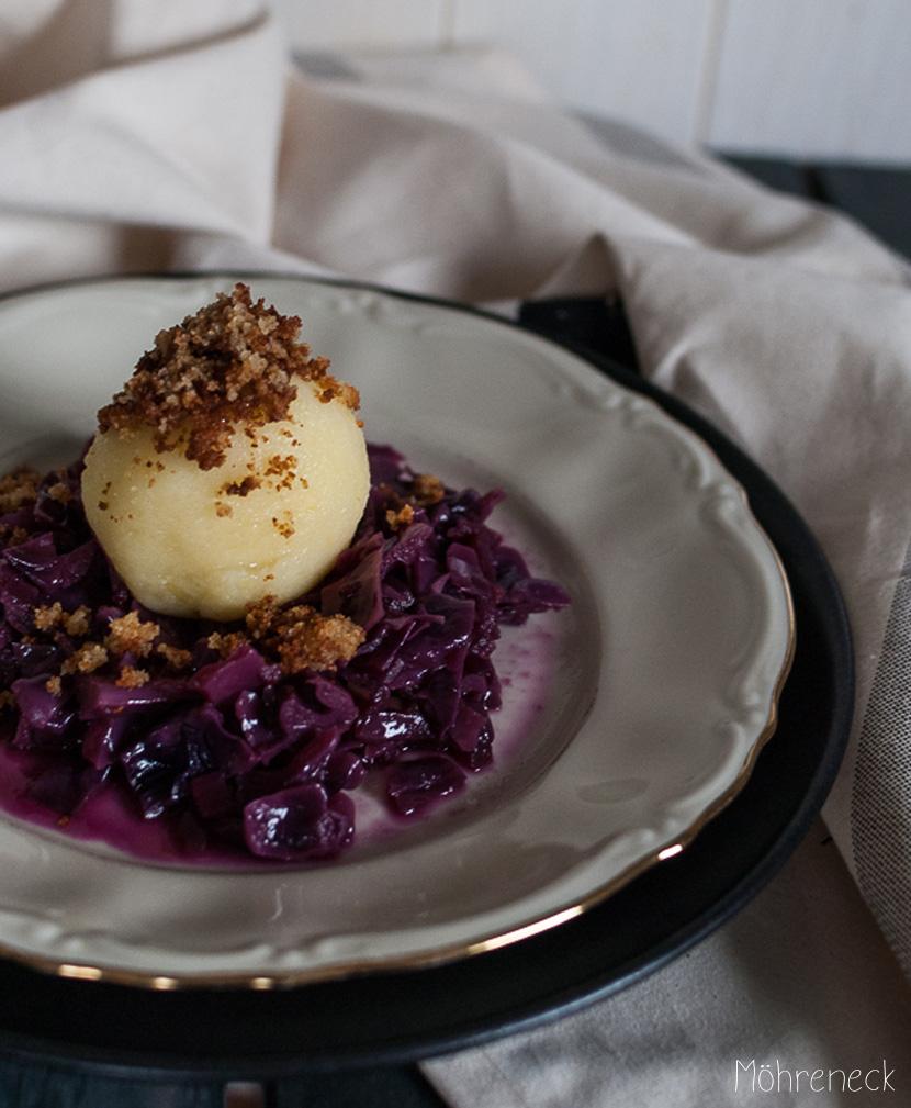 Rezeptbild: Kartoffelknödel mit Butterbrösel