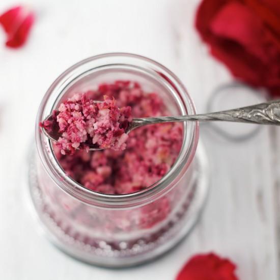 Rezeptbild: Rosenpesto