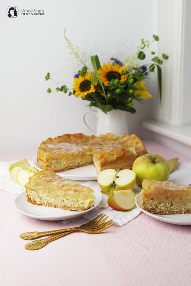 Rezeptbild: Einfacher Apfel-Zimt-Kuchen mit Biskuitteig