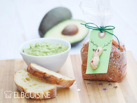 Rezeptbild: Aromatisches Guacamole-Gewürz – hübsch verpackt, ein netter Weihnachtsgruß für alle Avocado-Liebhaber!