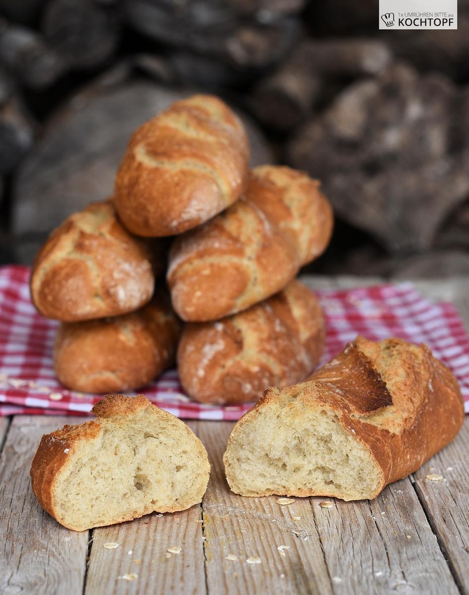Rezeptbild: Schnelle Stangenbrötchen mit Haferflocken
