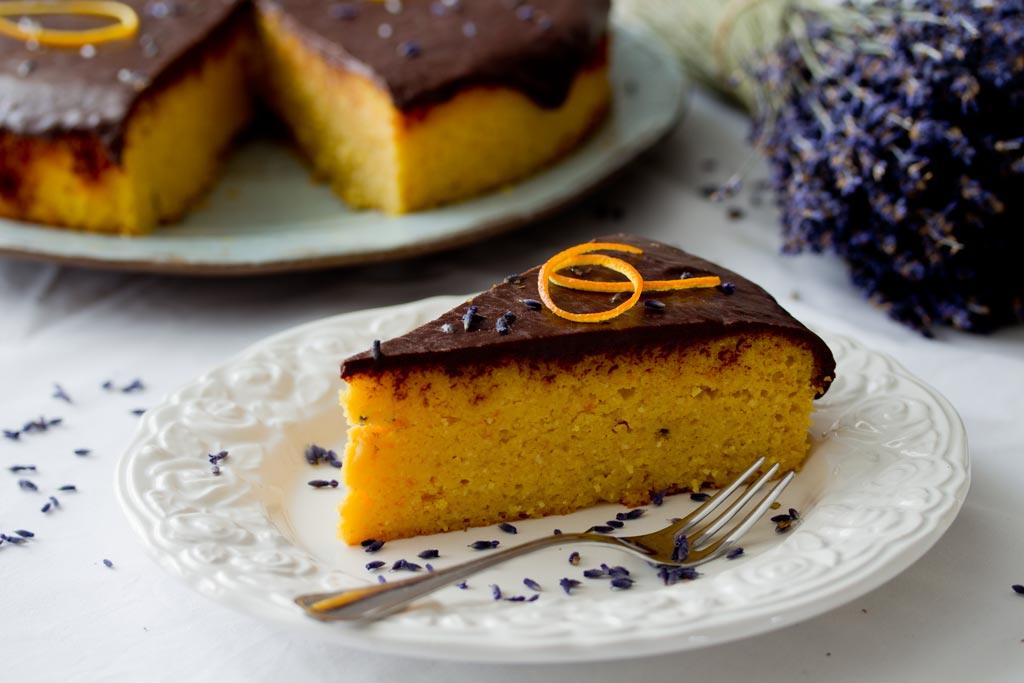 Rezeptbild: Orangenkuchen mit Lavendel