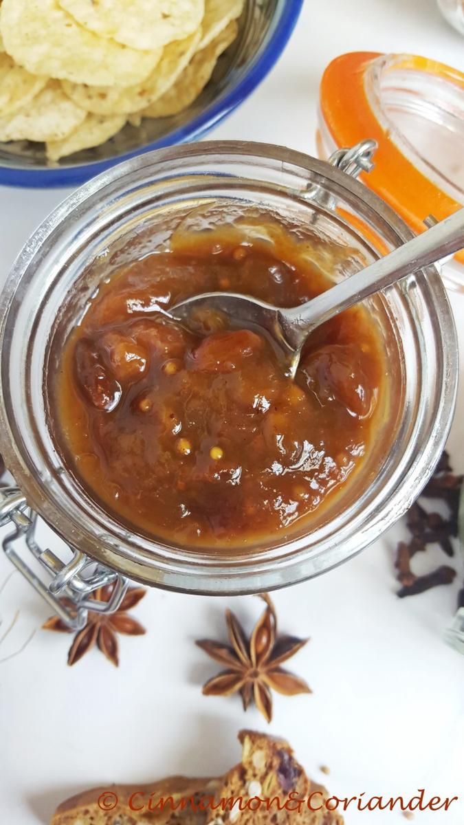 Rezeptbild: Würziges Rhabarber Chutney 