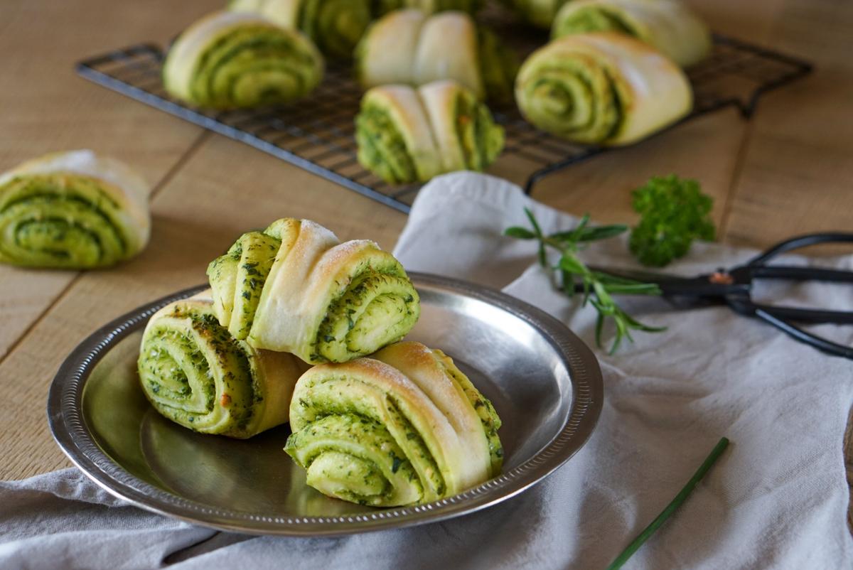 Rezeptbild: Kräuterbrötchen