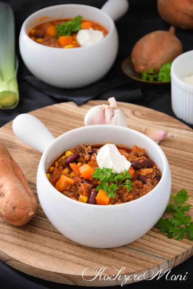 Rezeptbild: Süßkartoffel Coffee Chili mit Knobicreme